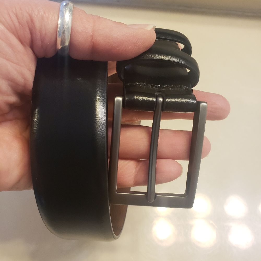 Full grain Italian leather black belt size 48